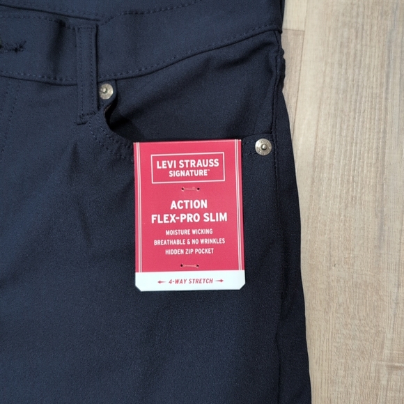 NWT Men's Levi Strauss Signature 30x30 Action Flex Pro Slim Pants - Picture 2 of 6